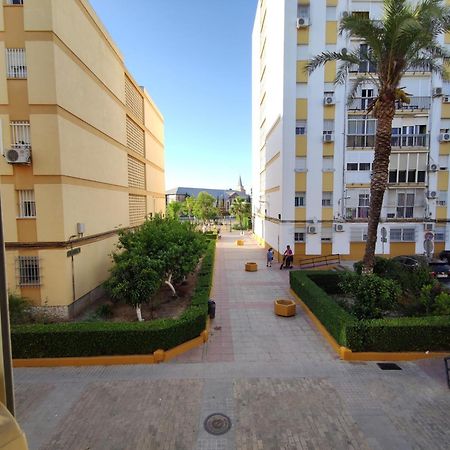 Apartamento Celia Seville Luaran gambar